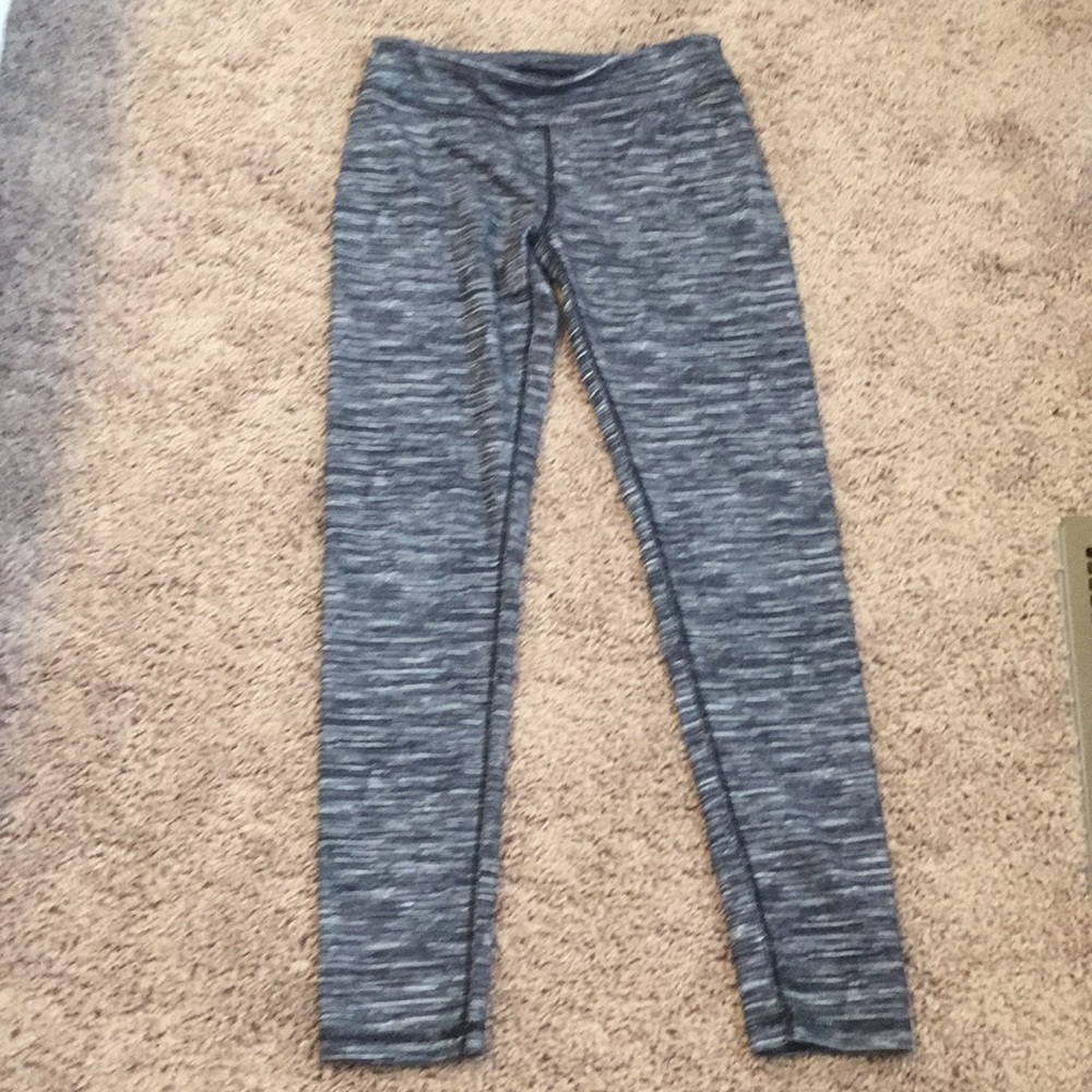 Grey yoga leggings